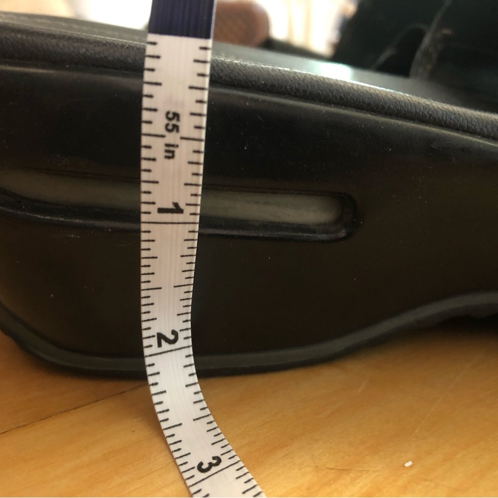 THREE SHOES—US Women’s size 10 sandals - Picture 5 of 11